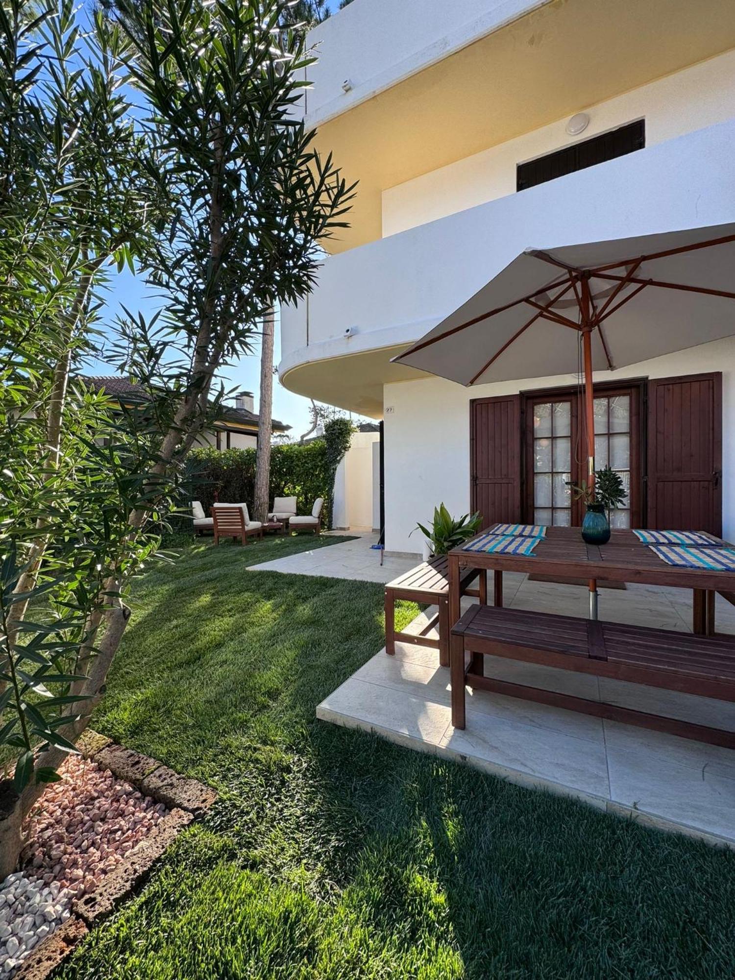 Villa Vittoria Lignano Sabbiadoro Bagian luar foto